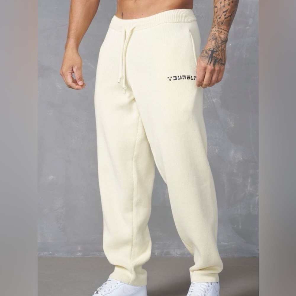 YoungLA | NWT Knitted No-Cuff Joggers #255 (Sz L)